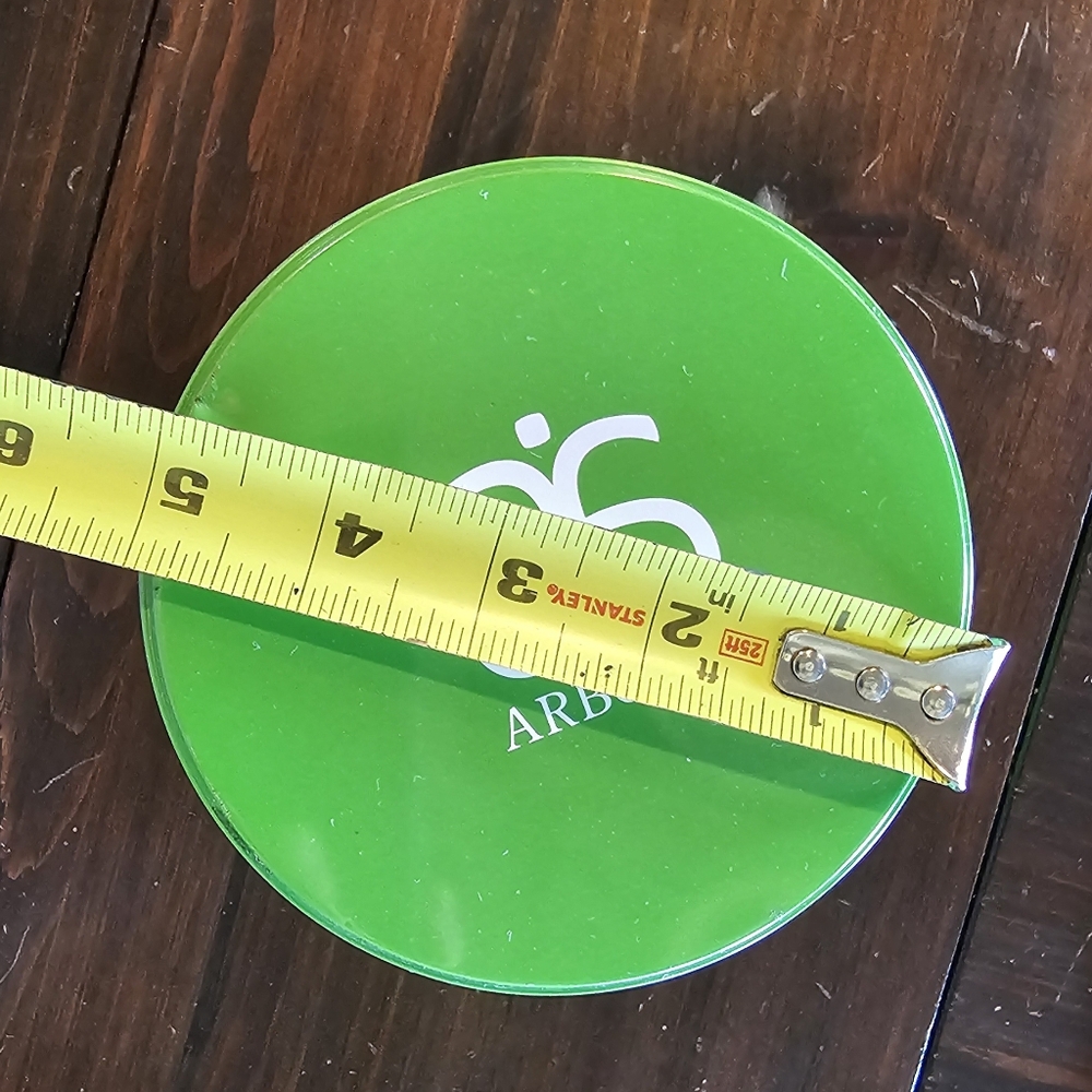 [Arbonne] Signature Green Storage Tin - Picture 15 of 16
